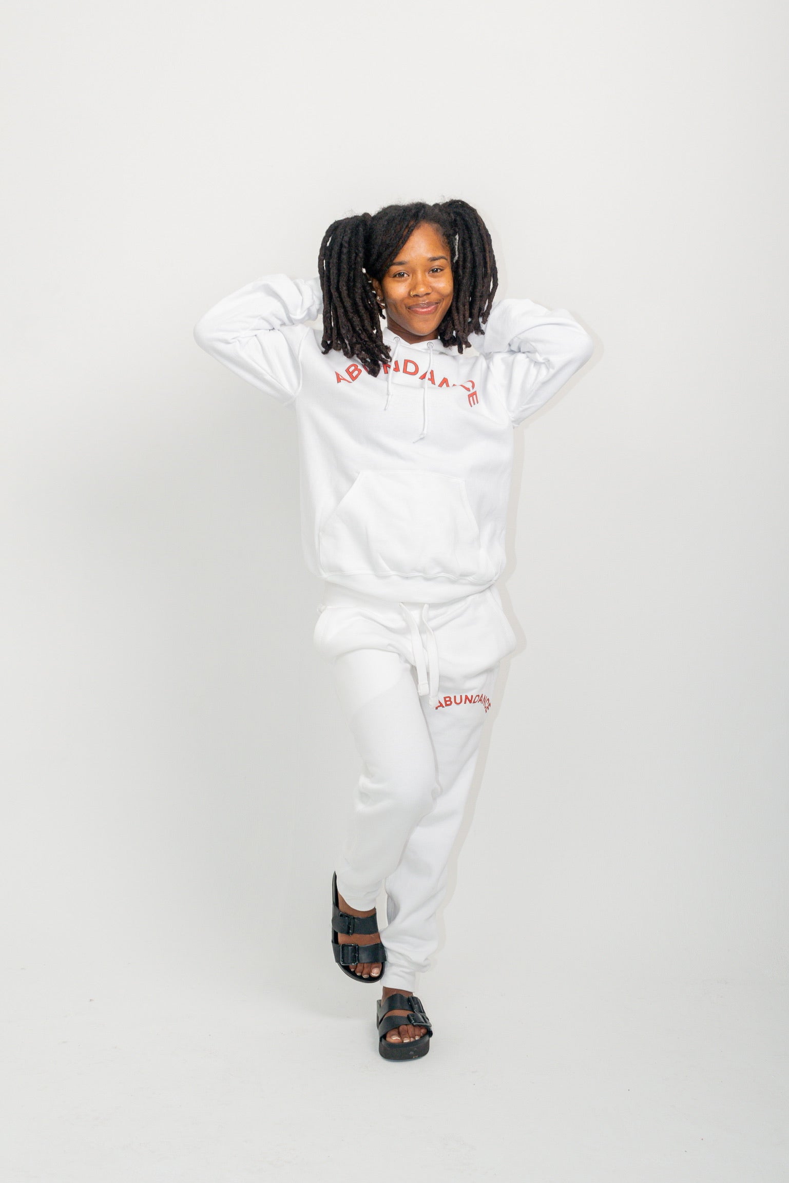 “ABUNDANCE CURVE JOGGER SET” White/Red